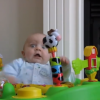 赤ちゃん本気で驚くと…マジ顔が面白い赤ちゃん動画